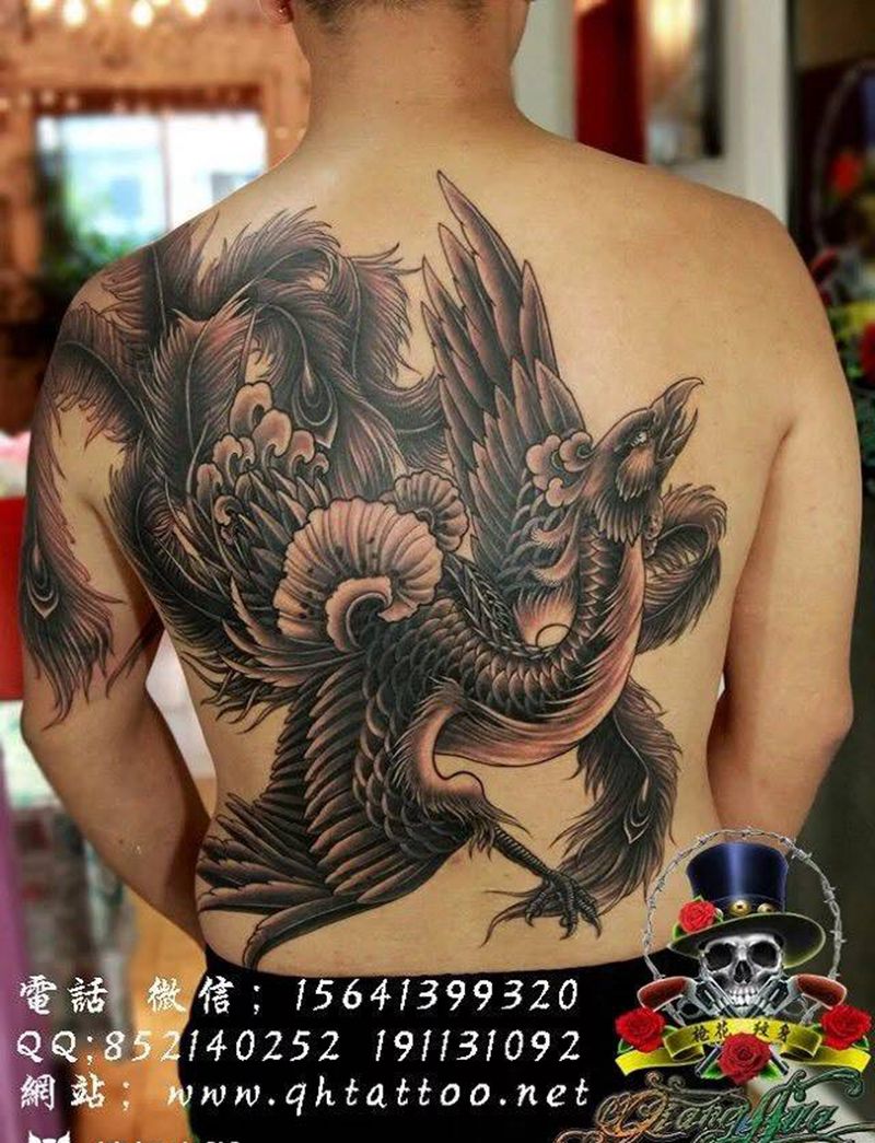 凤凰纹身图片_成品背部传统动物纹身图案