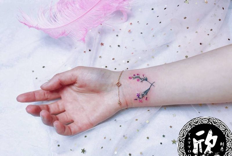 小清新纹身图片_成品手臂清新植物纹身图案