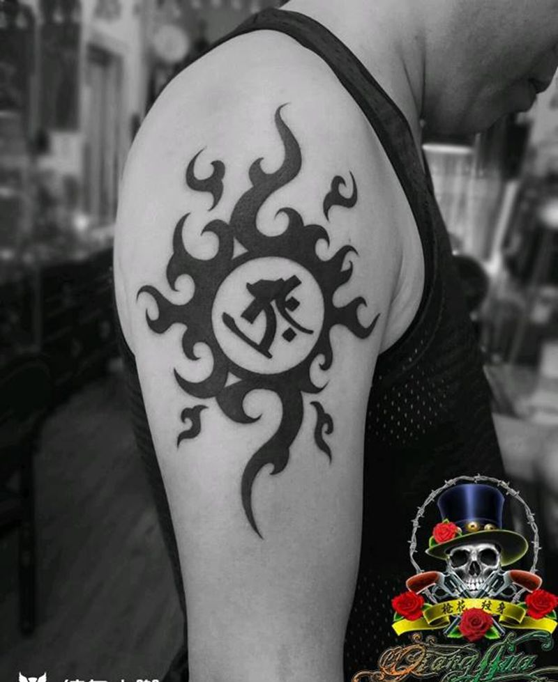 疼纹身图片_手臂图腾纹身图案