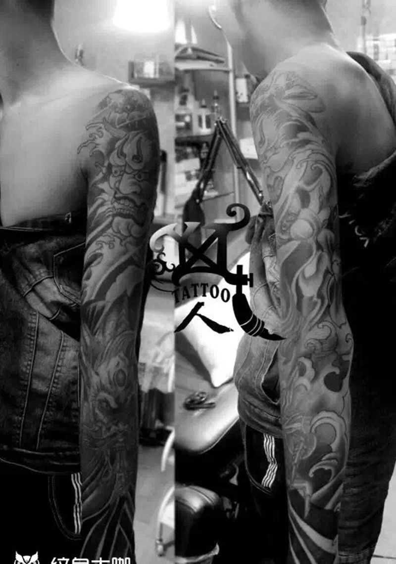 花臂一枚纹身图片