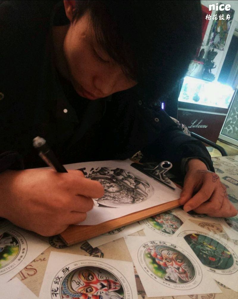 多闻天王纹身图片_传统肖像人物鬼神宗教成品手稿纹身图案