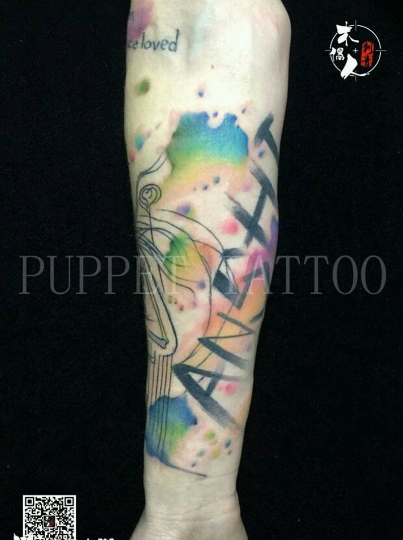 花臂进行中纹身图片