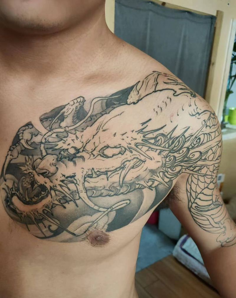 未完披肩龙纹身图片_新传统纹身图案