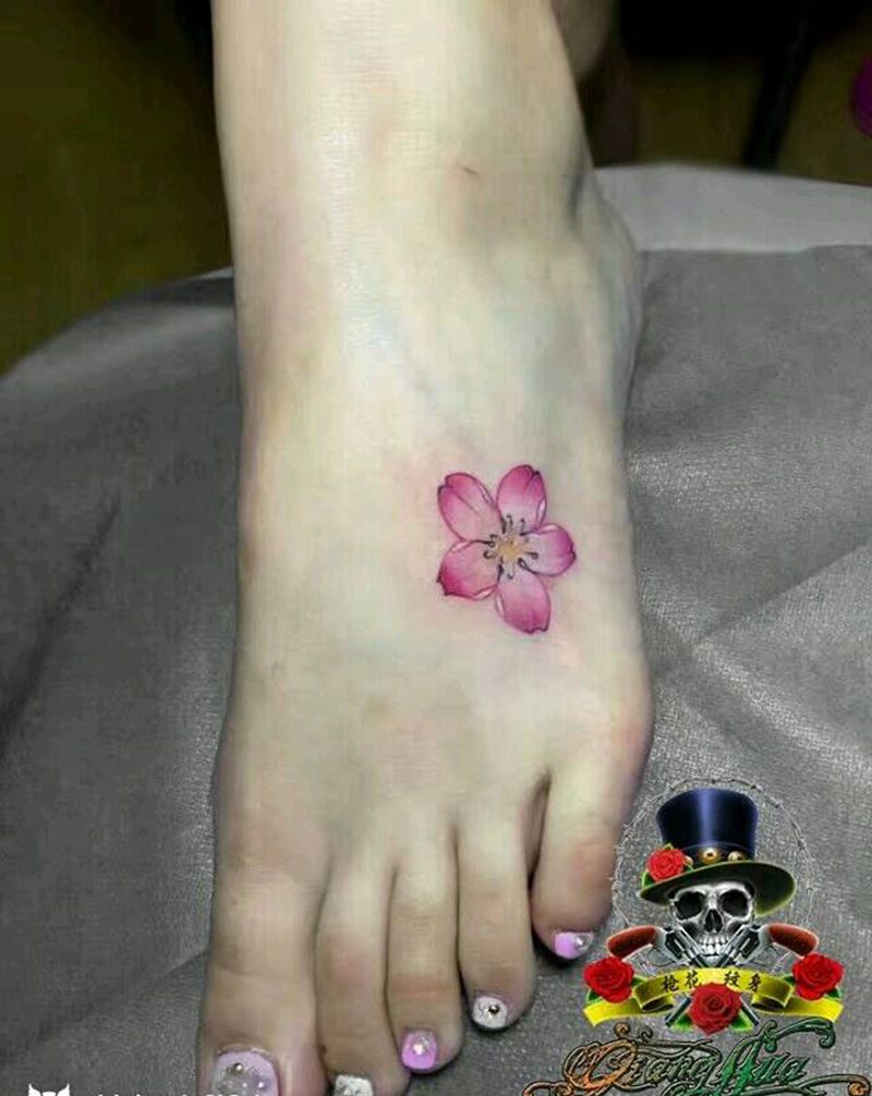 樱花纹身图片_脚部清新成品纹身图案