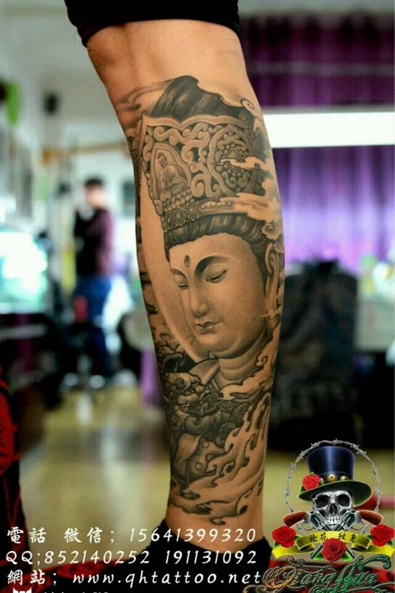 文殊菩萨纹身图片_脚部传统肖像人物鬼神宗教成品纹身图案
