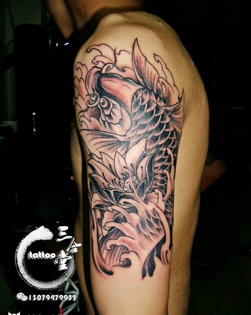 鲤鱼纹身图片_肩部传统动物营口鲅鱼圈纹成品纹身图案