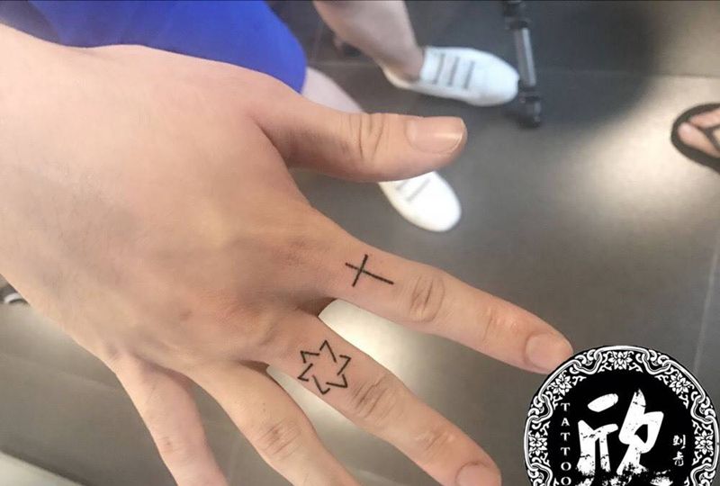 十字架六芒星纹身图片