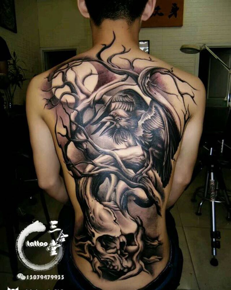 骷髅树纹身图片_背部欧美动物植物营口鲅鱼圈纹熊岳盖州成品纹身图案