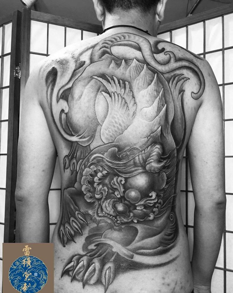 貔貅纹身纹身图片_成品背部传统动物纹身图案