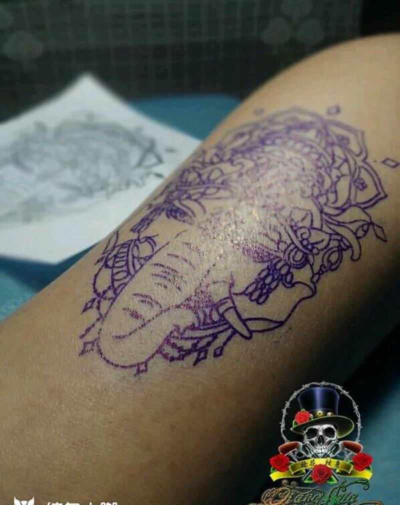 象神，纹身图片_腿部清新动物宗教成品纹身图案