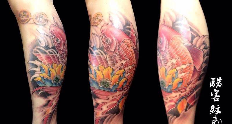 彩色鲤鱼纹身图片