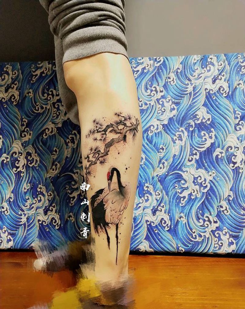 鹤纹身图片_腿部脚部新传统老传统纹身图案