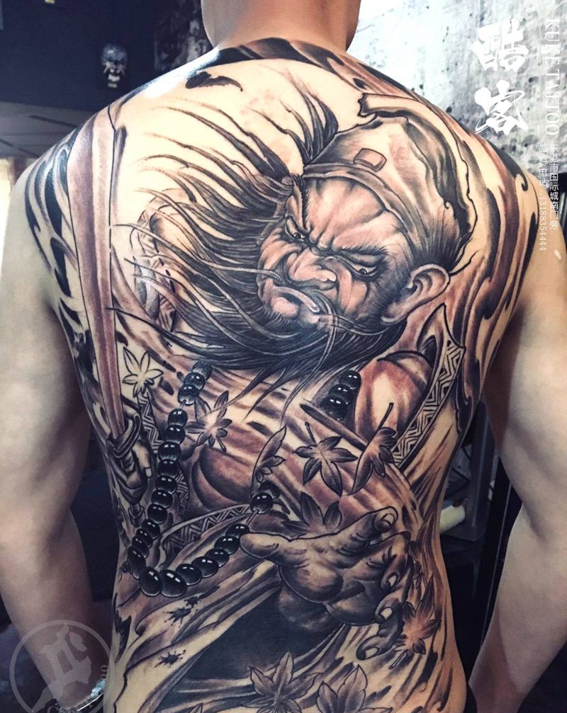 钟馗纹身图片_背部新传统纹身图案