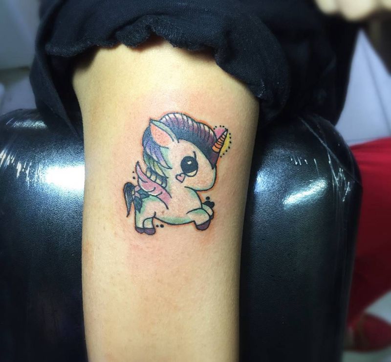 独角兽纹身图片_成品纹身图案