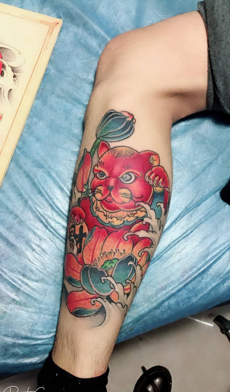 彩色招财猫纹身图片