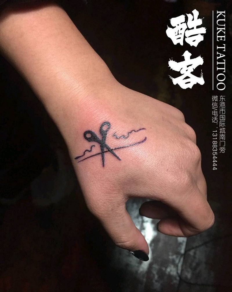 虎口小纹身纹身图片