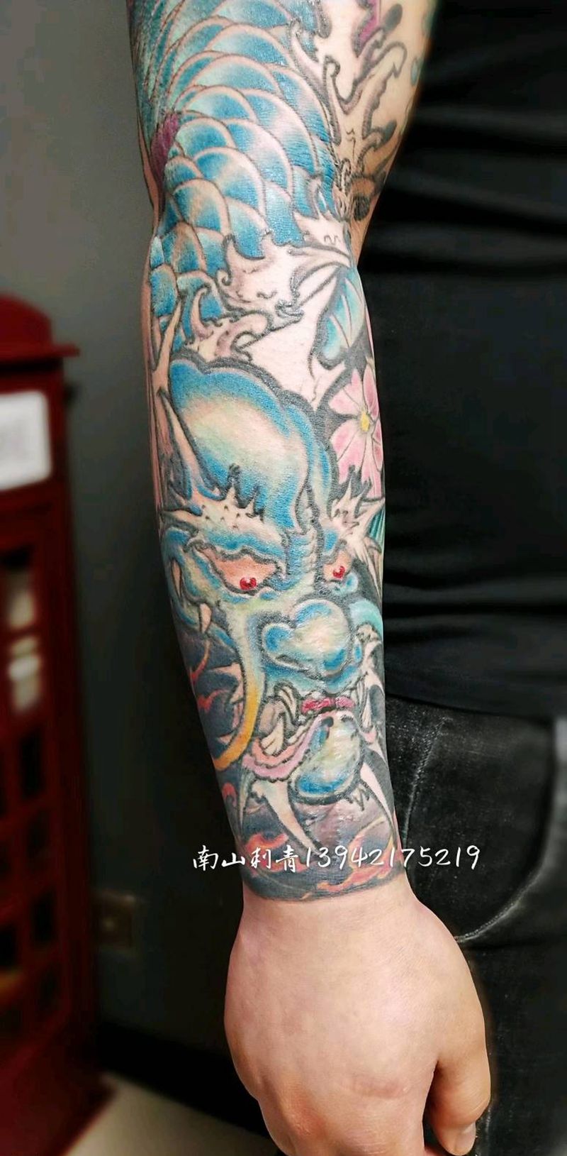 遮盖疤痕纹身图片_手臂手部新传统老传统纹身图案