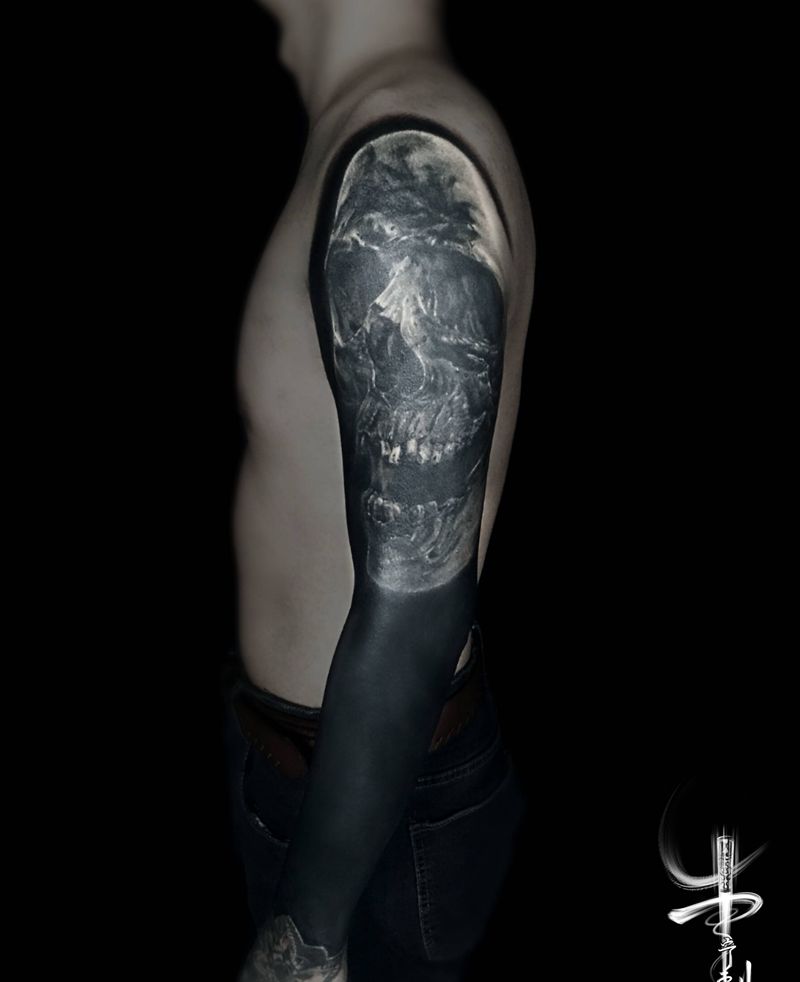 黑臂纹身图片_手臂欧美写实纹身图案