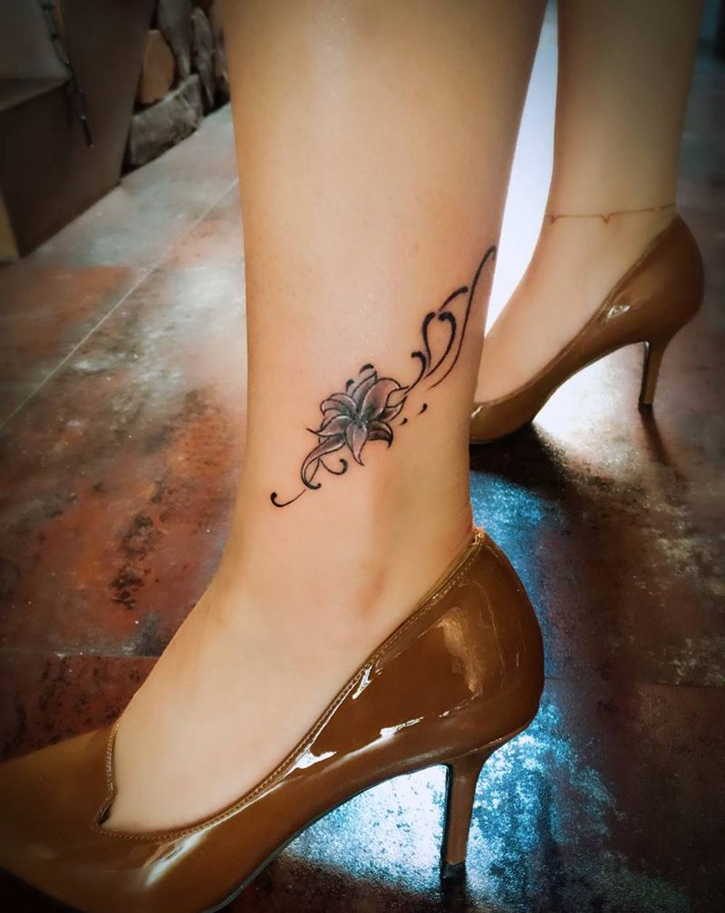 腿部时尚小图纹身图片