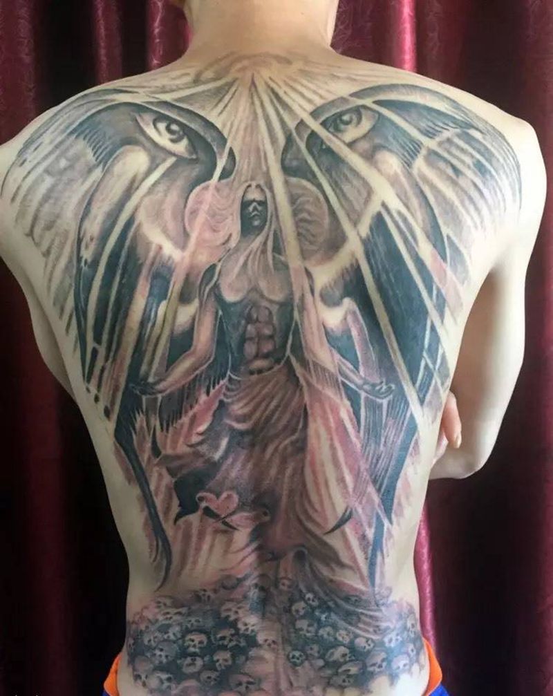 满背天使纹身图片