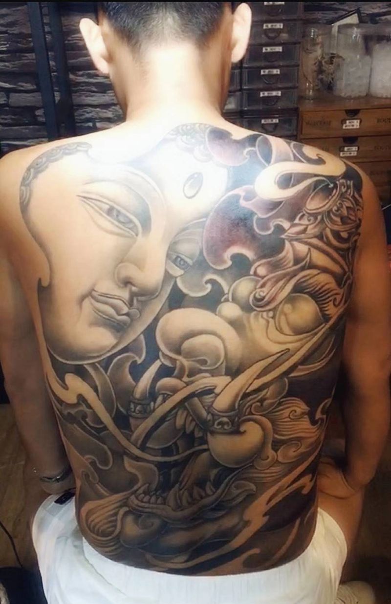 满背纹身图片_背部新传统纹身图案
