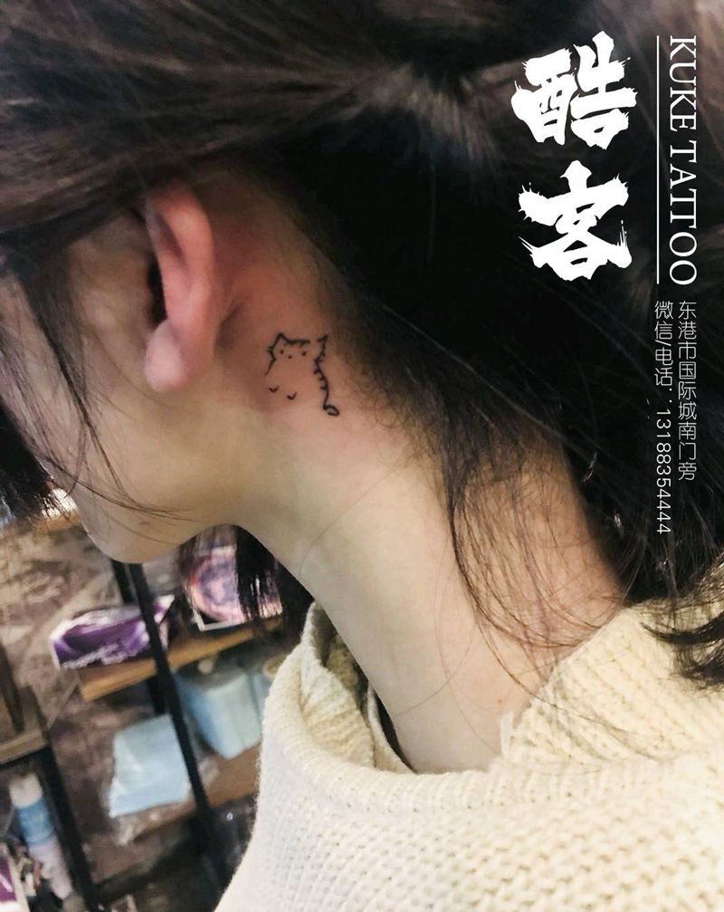 耳后小猫纹身图片