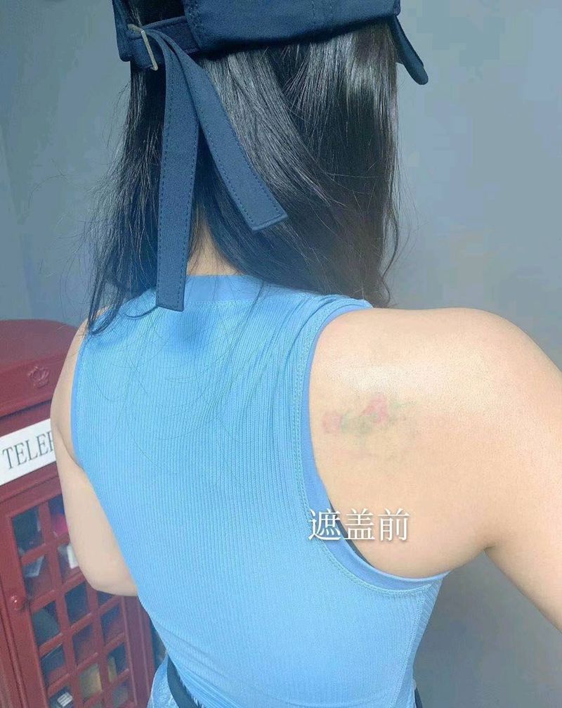 素花纹身图片_颈部肩部点刺几何纹身图案