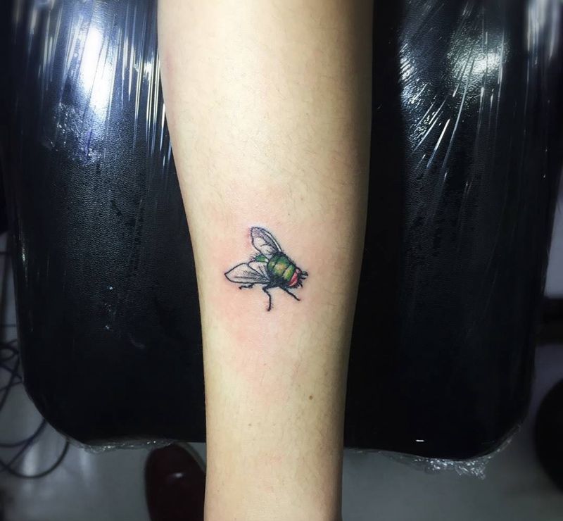 苍蝇纹身图片_成品纹身图案