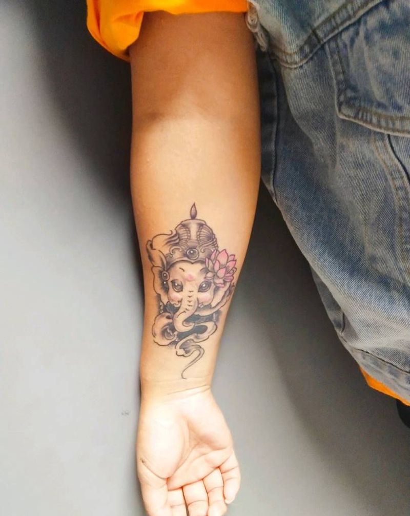 小象纹身图片_手部脚部老传统新传统纹身图案