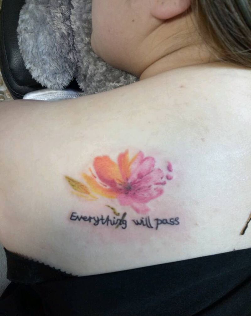 水彩花纹身图片_背部传统植物成品纹身图案