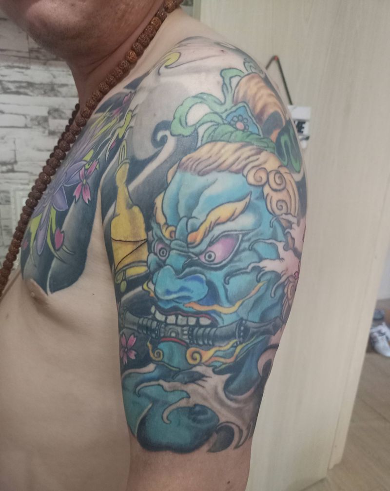 半胛纹身图片_新传统纹身图案