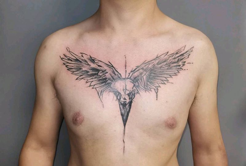 天使恶魔纹身图片_胸部背部点刺几何纹身图案