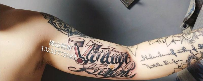花体纹身图片_手臂手部图腾花体字纹身图案