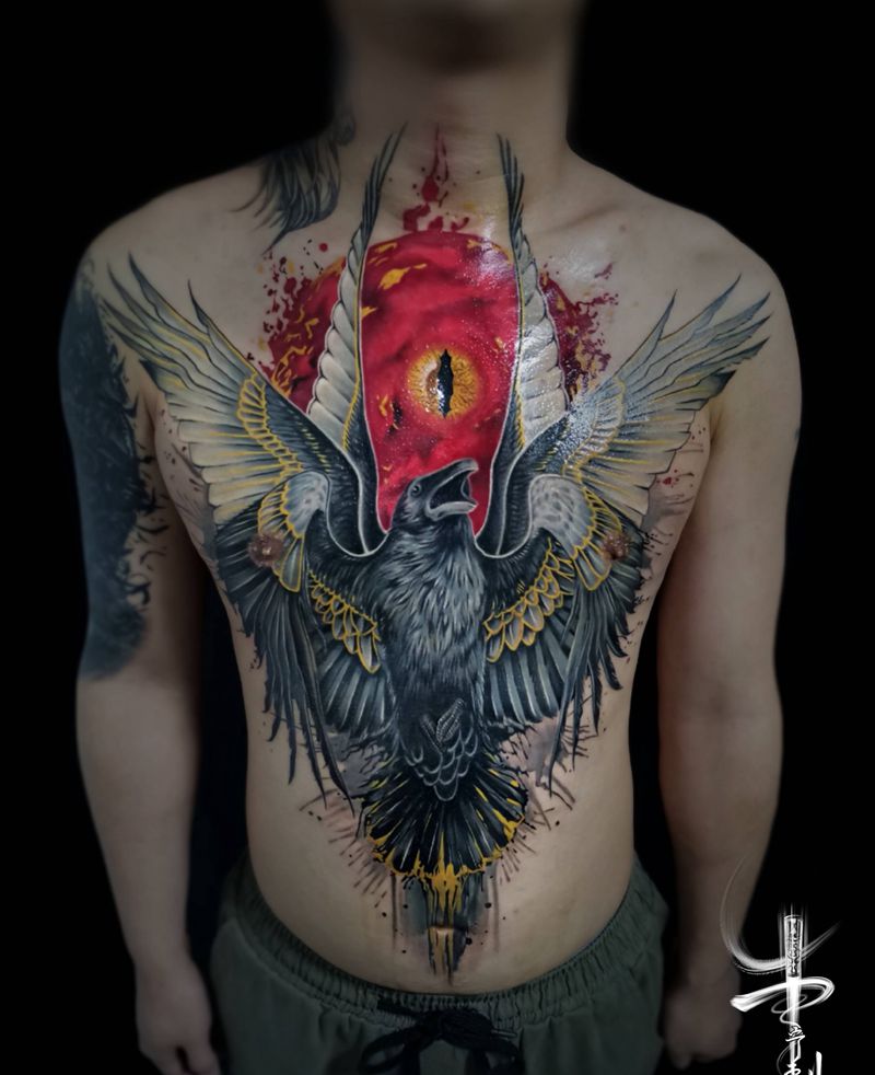 金乌纹身图片_胸部水彩水墨纹身图案