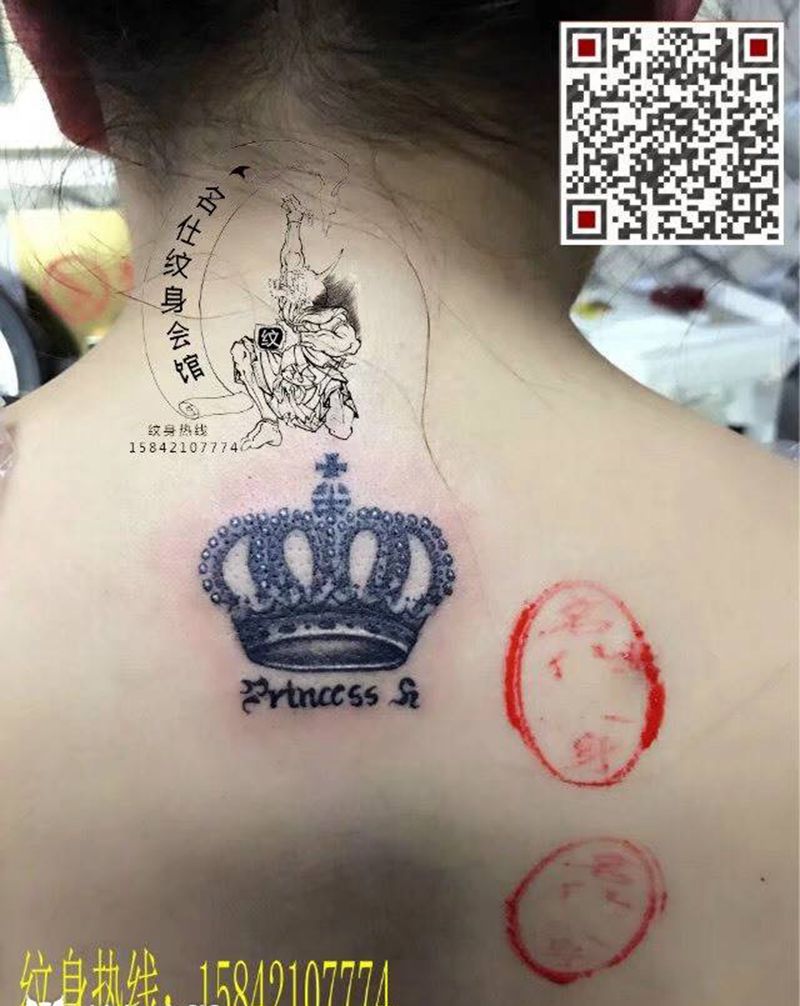 皇冠纹身图片