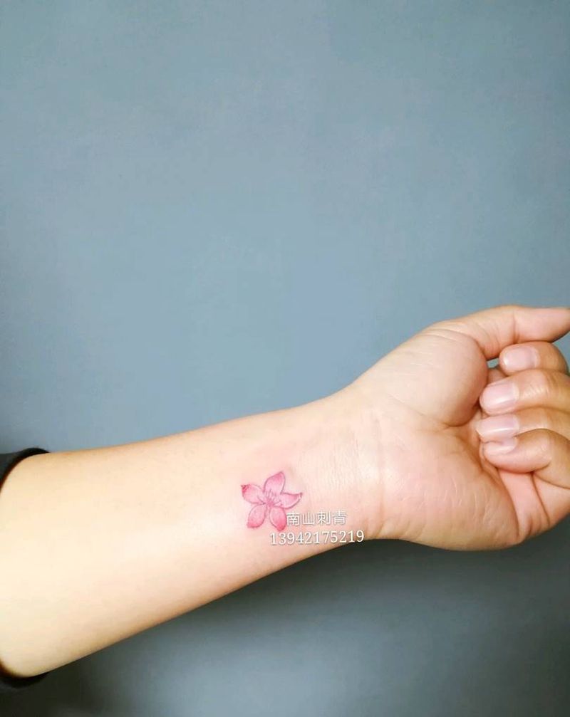 花纹身图片_手部手臂几何Old School纹身图案