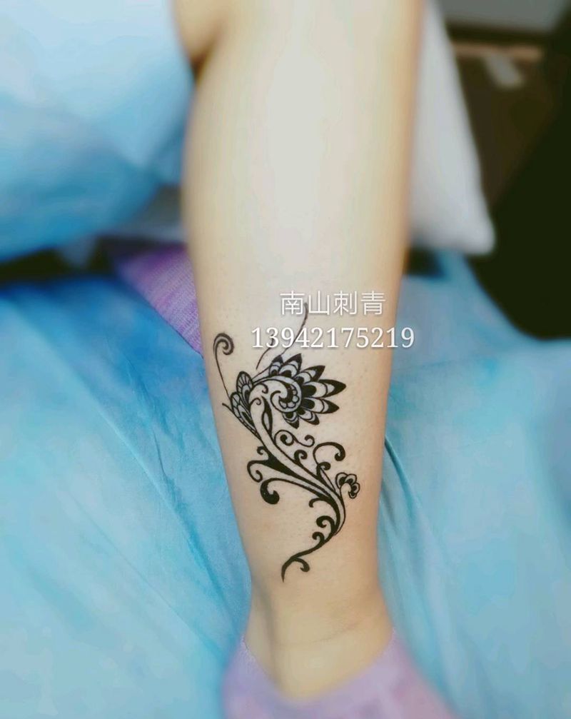 图腾纹身图片_腿部脚部图腾几何纹身图案