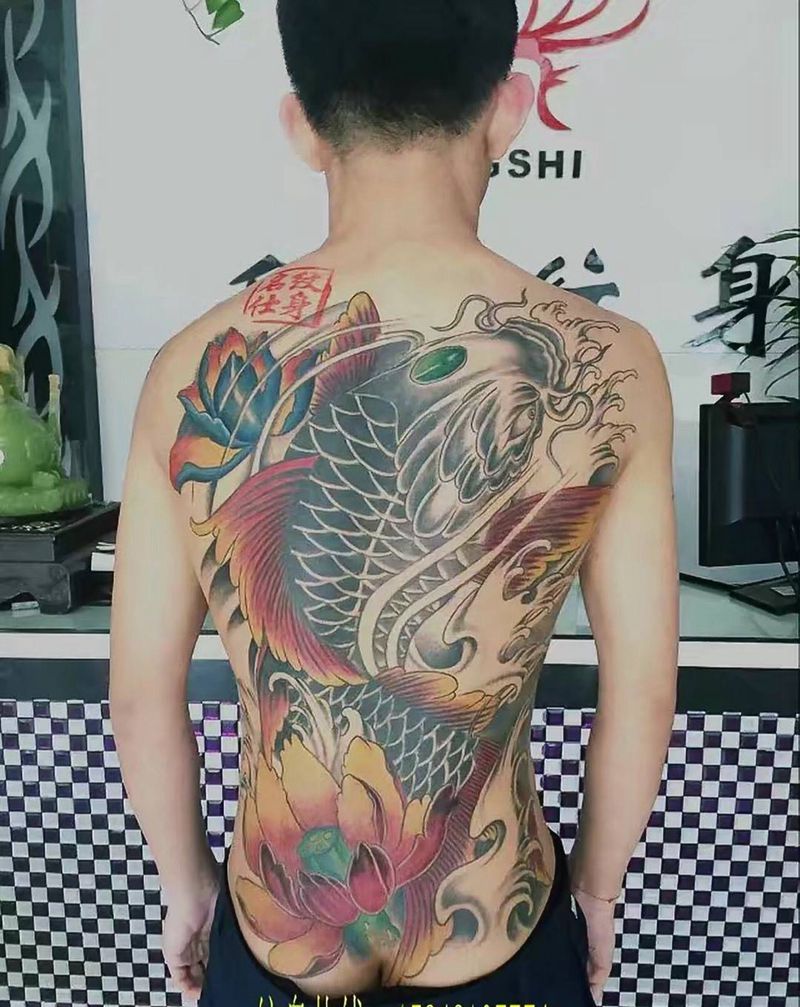 鲤鱼纹身图片