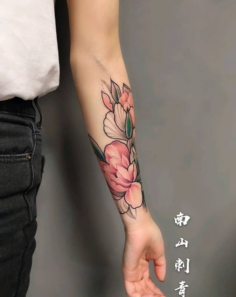 遮盖纹身图片_手部点刺水墨纹身图案