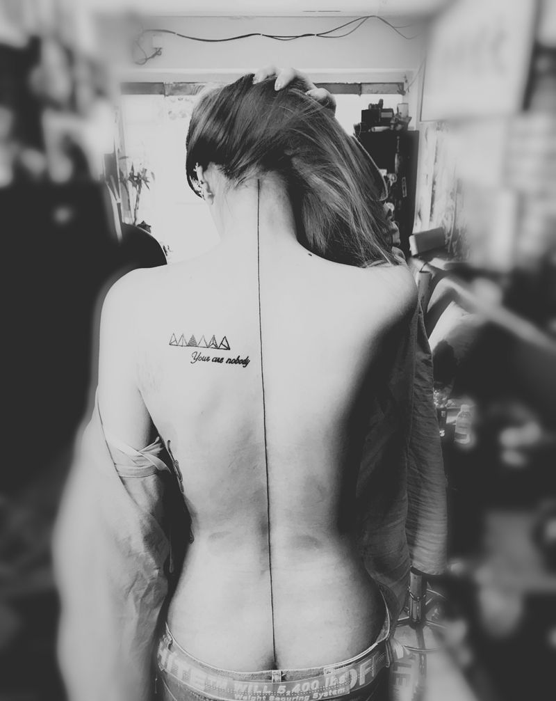 一条线 ————————————纹身图片