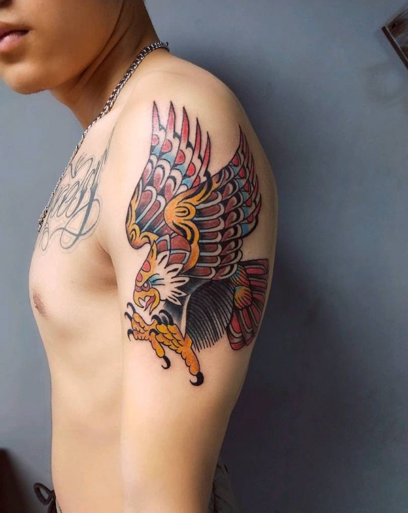 鹰纹身图片_手臂肩部Old SchoolNew School纹身图案