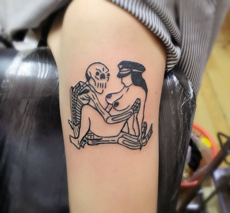 小黄图纹身图片