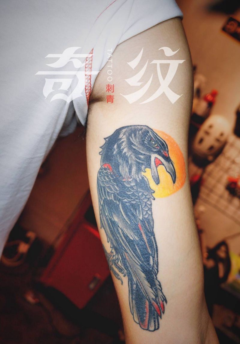 乌鸦遮盖纹身图片