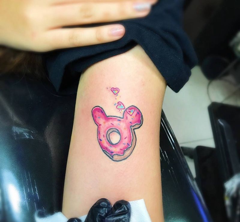 甜甜圈纹身图片