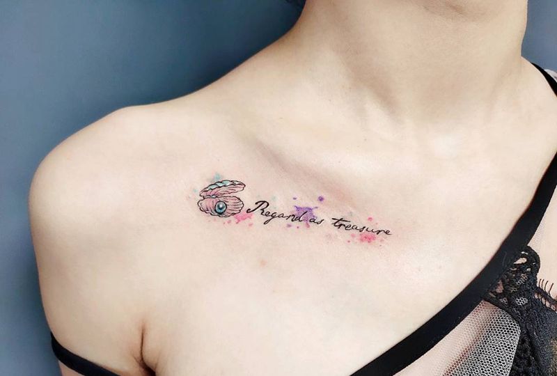 营业纹身图片_颈部胸部水彩水墨纹身图案