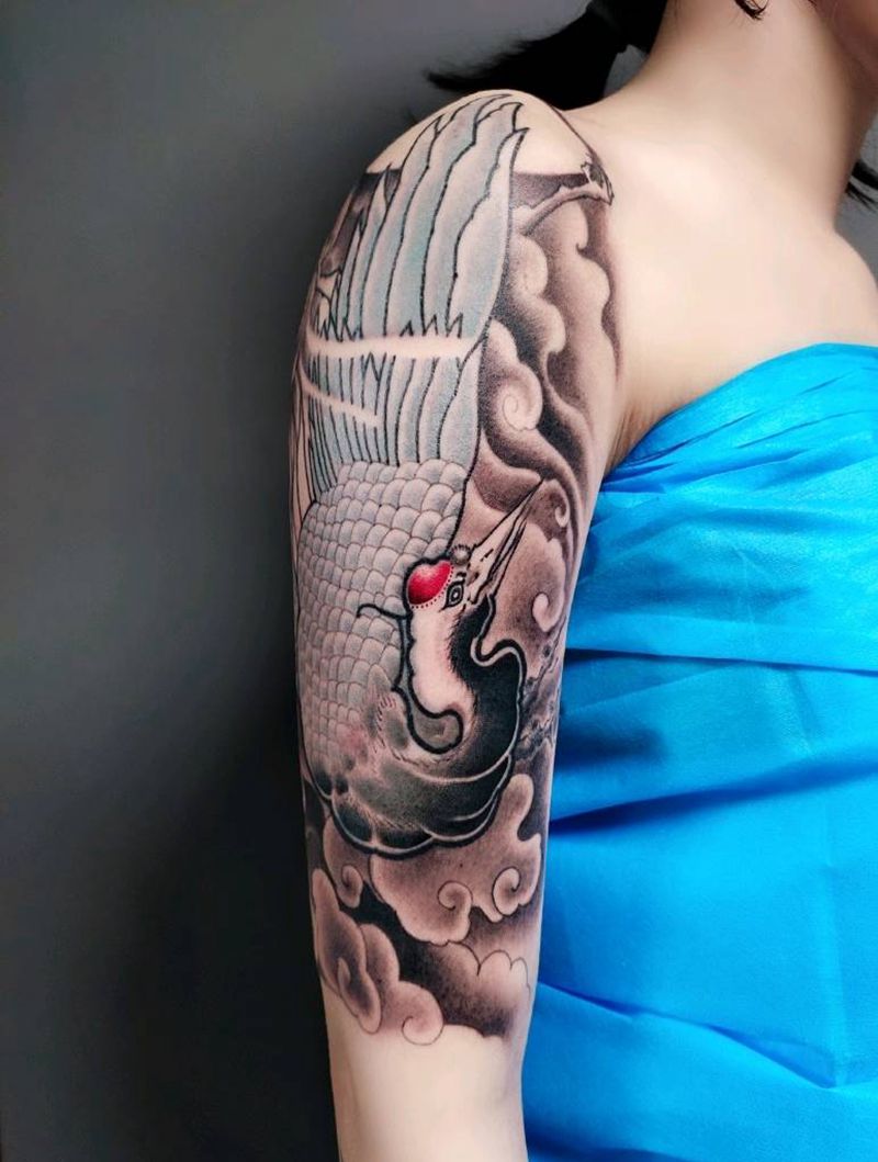 鹤纹身图片_手臂肩部新传统纹身图案