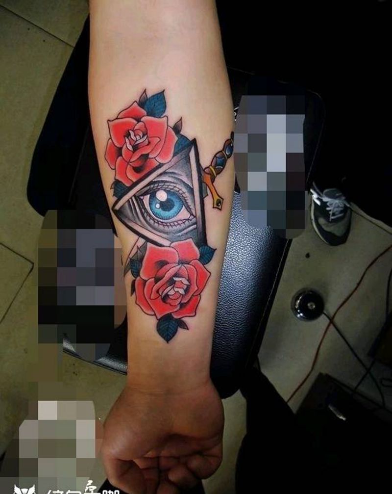 上帝之眼玫瑰花纹身图片_手臂New School女师鲅鱼圈悦染馆纹身图案
