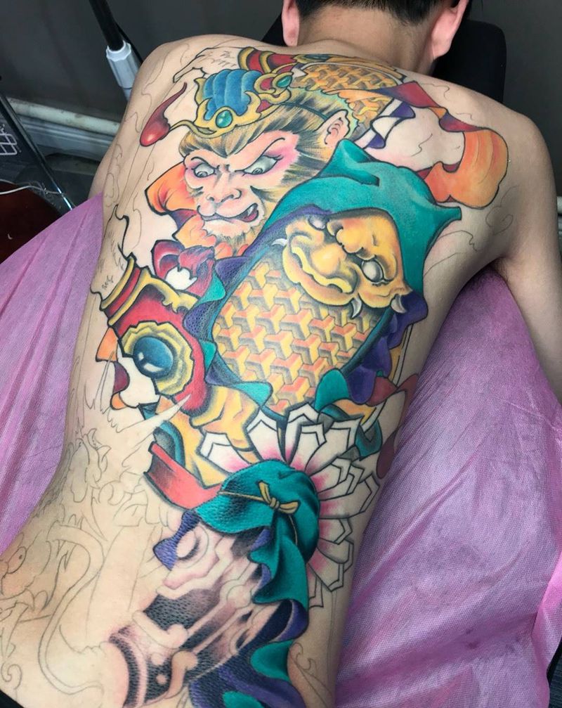 满背悟空纹身图片
