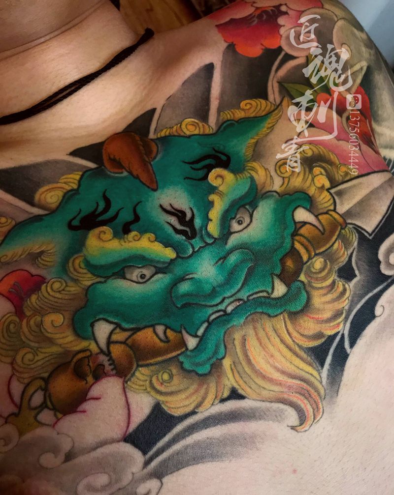 谛听纹身图片_背部新传统纹身图案