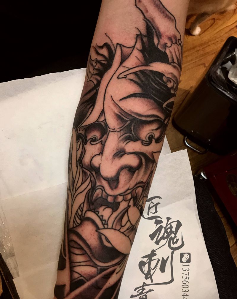 彩色般若。未完成纹身图片_手臂新传统纹身图案